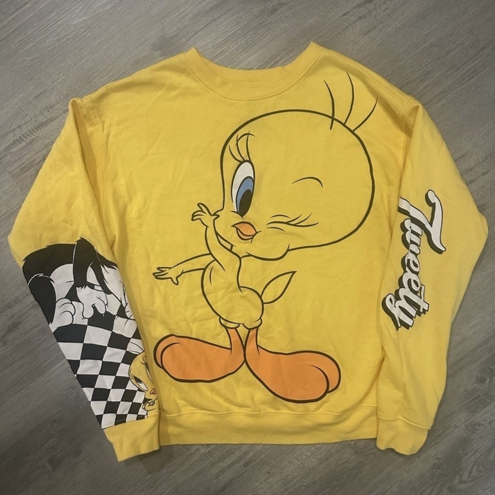 RARE Looney Tunes Yellow Tweety Bird, Sylvester The Cat Sweatshirt Size S